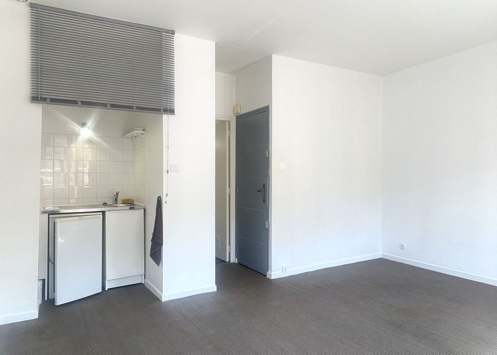 Appartement Studio TOULOUSE (31000) BalconSurCour