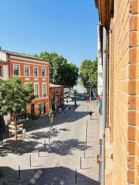 Appartement Studio TOULOUSE (31000) BalconSurCour